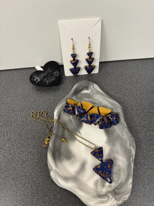 Parure bijoux artisanaux géométriques