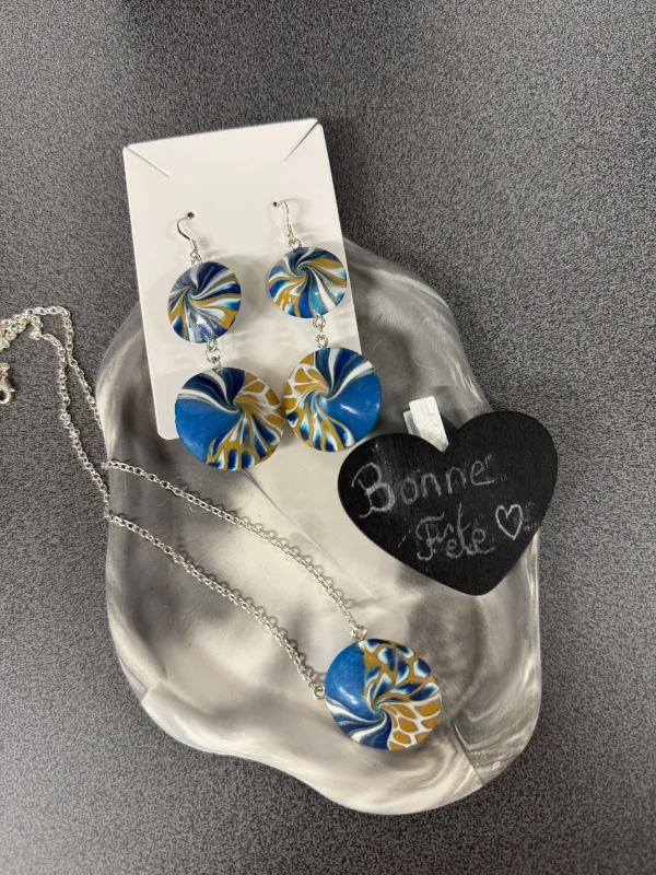 Parure "Vague Océane" – Bijoux Résine Bleu & Moutarde
