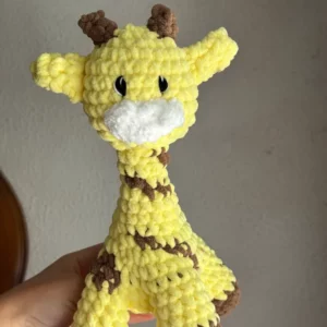 Peluche girafe au crochet fait main