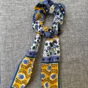 chouchou foulard motif provencal