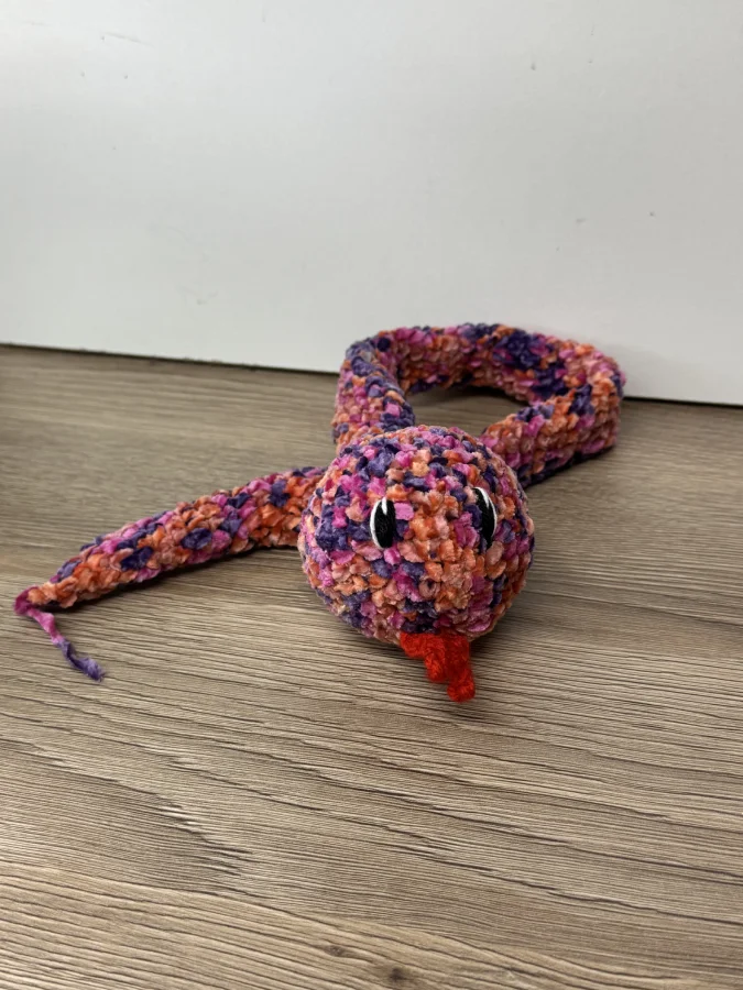 Peluche Serpent Coloré au Crochet